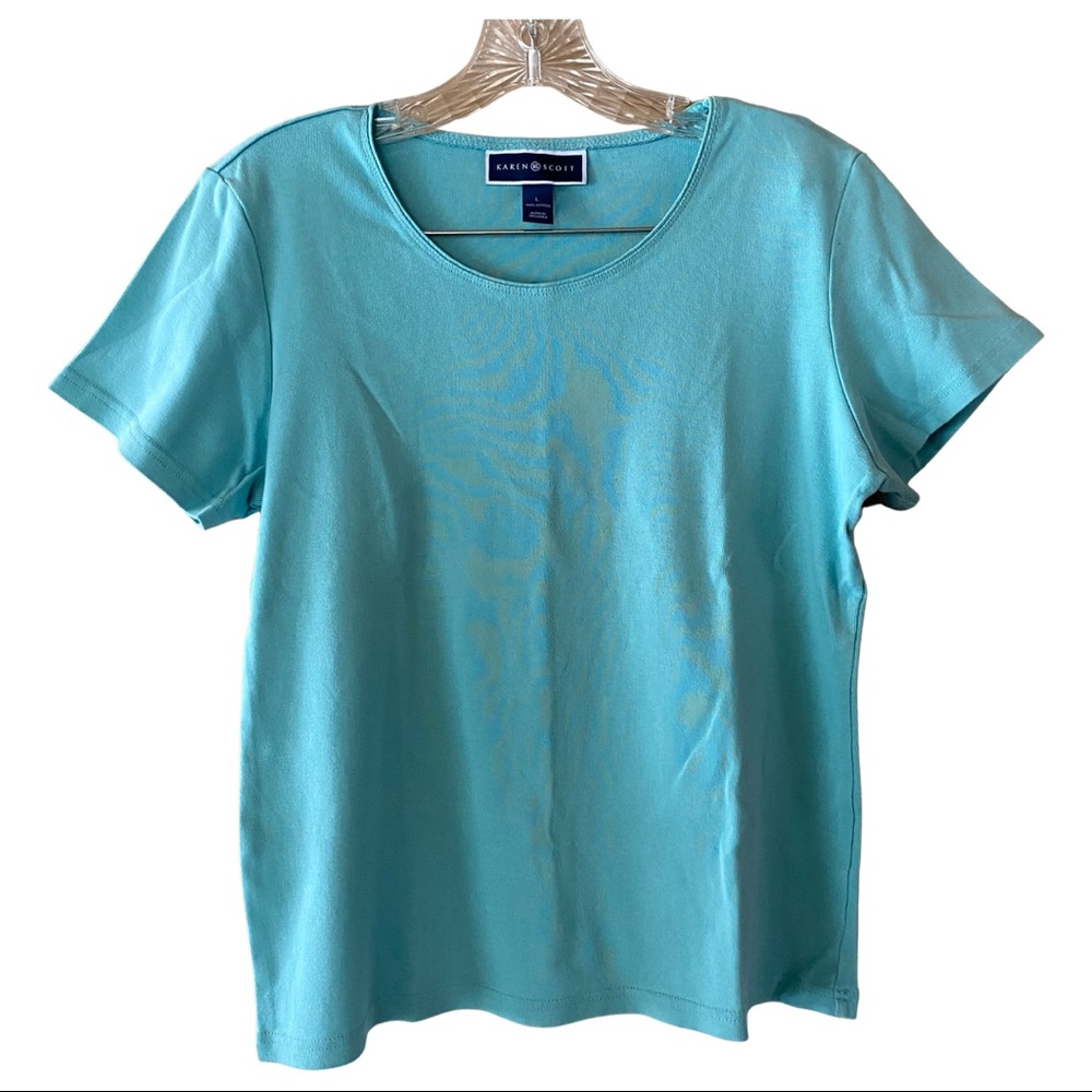 Karen Scott women’s large tee shirt in robin egg blue